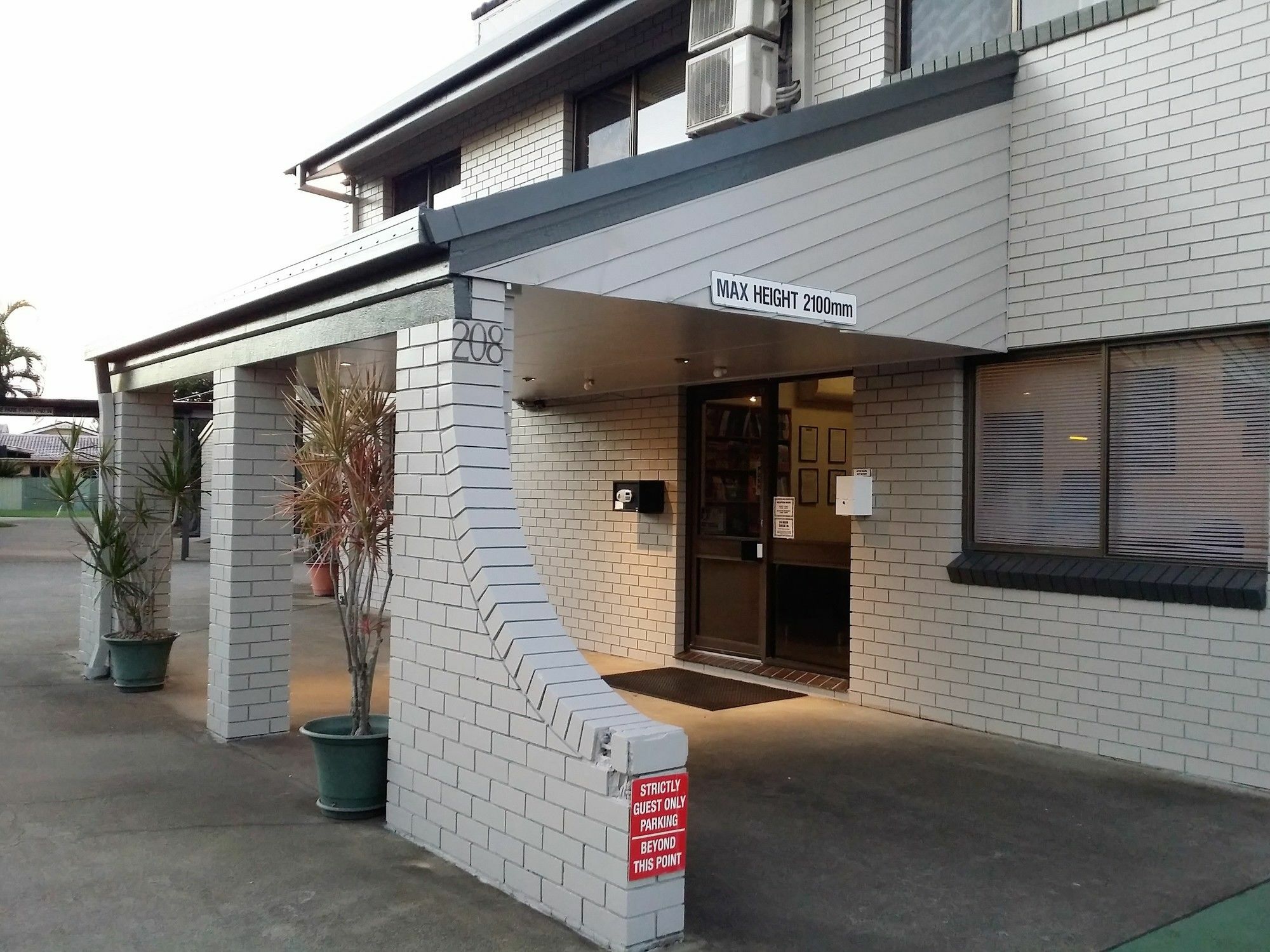 Mackay Motor Inn Kültér fotó
